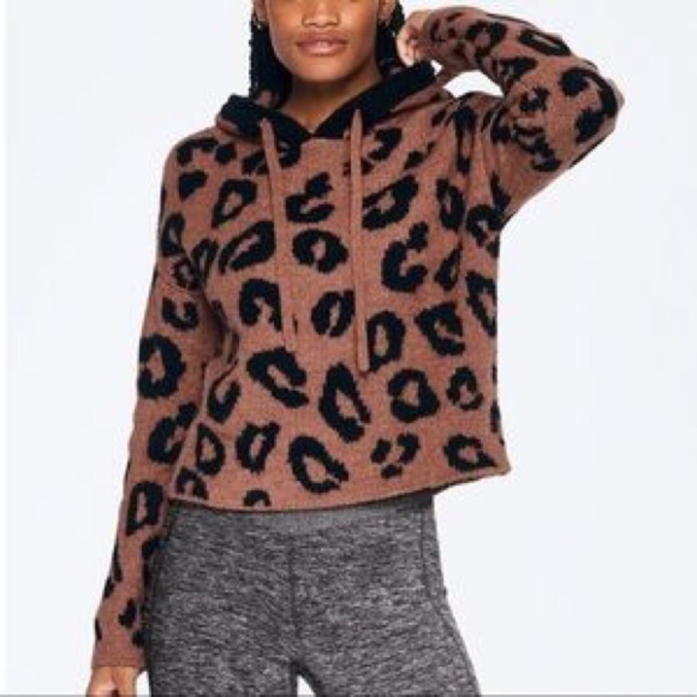VS PINK Ribbed Pullover Sweater Cheetah